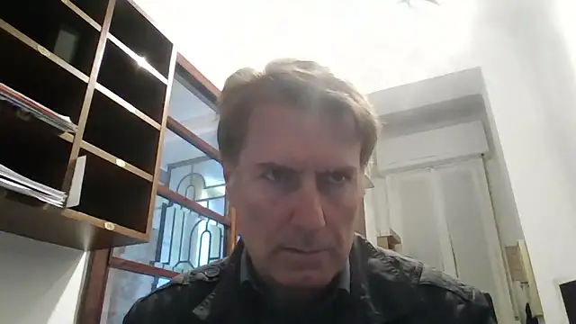 Snapshot of sayeaprayer65 chatting on 8, 10, 2025 sayeaprayer65 online show from 8, 10, 2025