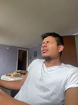 AnotherJuan  online show from 3, 10, 2025