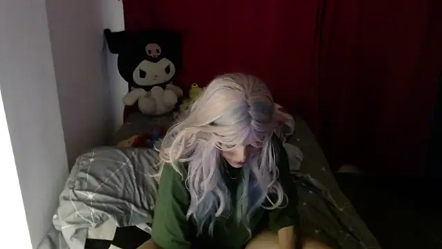 Emmy  Smith online show from 26, 9, 2025