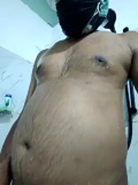 Snapshot of DICKLANKA chatting on 17, 4, 2026 DICKLANKA online show from 17, 4, 2026