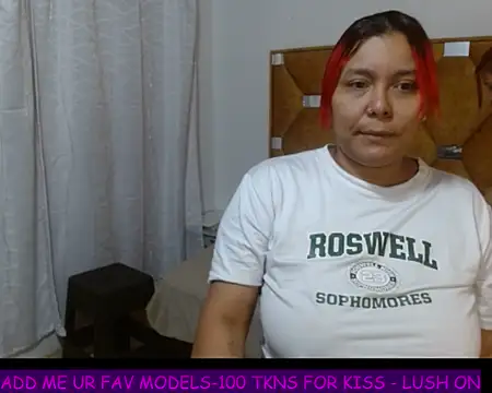 Snapshot of LITTLEKITTY19 chatting on 3, 3, 2026 LITTLEKITTY19 online show from 3, 3, 2026