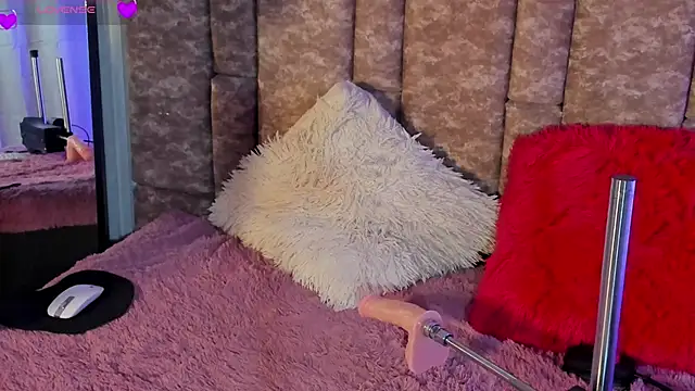 Missdionne curly online show from 19, 12, 2025