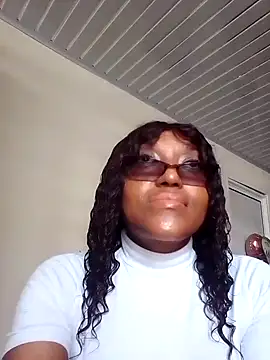 SONDRADAYAN online show from 3, 10, 2025