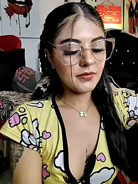 ValeNiitaLuv online show from 14, 2, 2026