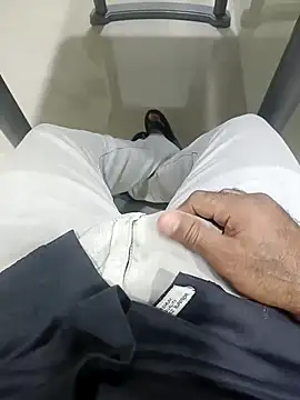 Snapshot of Shergillvicky69 chatting on 30, 11, 2025 Shergillvicky69 online show from 30, 11, 2025