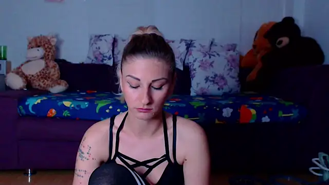 Snapshot of CassieSpell chatting on 2, 5, 2026 CassieSpell online show from 2, 5, 2026