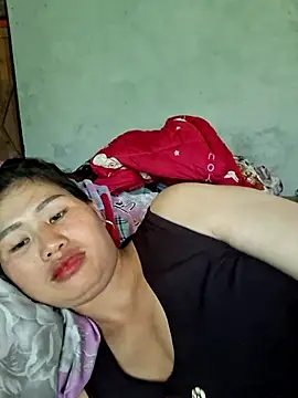 Snapshot of diamond-- chatting on 10, 7, 2026 diamond-- online show from 10, 7, 2026