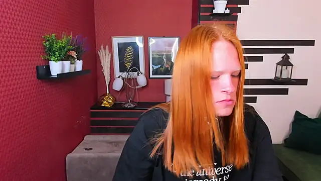 ChloeValentinee online show from 25, 9, 2025