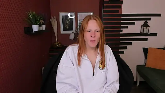 ChloeValentinee online show from 10, 10, 2025