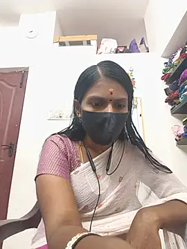 Snapshot of Tamil_Yalini12 chatting on 22, 7, 2026 Tamil Yalini12 online show from 22, 7, 2026