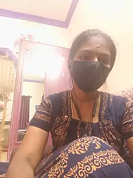 Snapshot of Tamil_Yalini12 chatting on 23, 7, 2026 Tamil Yalini12 online show from 23, 7, 2026