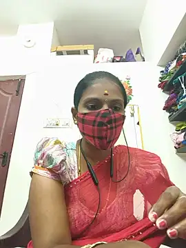 Snapshot of Tamil_Yalini12 chatting on 23, 7, 2026 Tamil Yalini12 online show from 23, 7, 2026