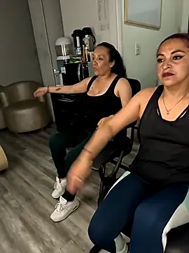 Alisson Stonee online show from 10, 4, 2026