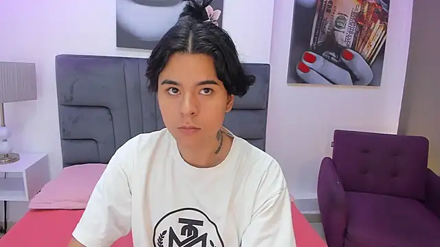 Angel Dustts online show from 31, 10, 2025