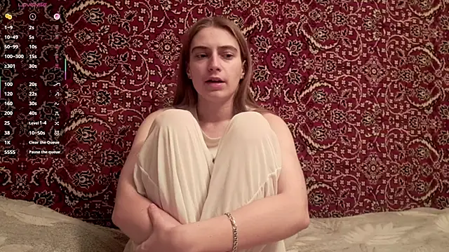 ivetabloom online show from 4, 12, 2025