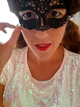 Snapshot of Naughty-Layla chatting on 15, 10, 2025 Naughty-Layla online show from 15, 10, 2025