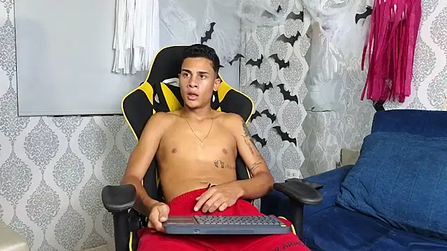 Twink davidxx online show from 23, 10, 2025