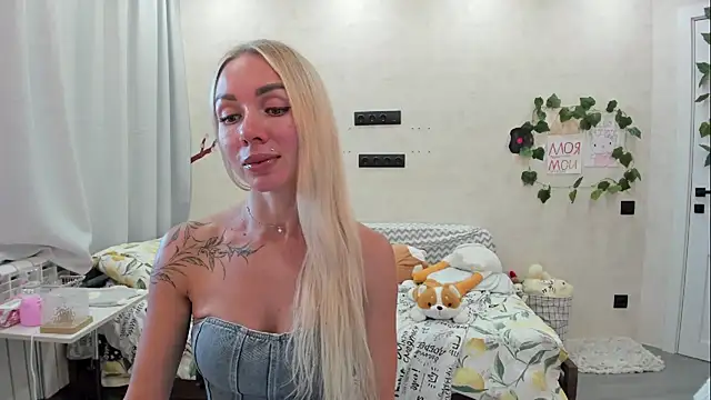 AlisiaCat online show from 18, 7, 2026
