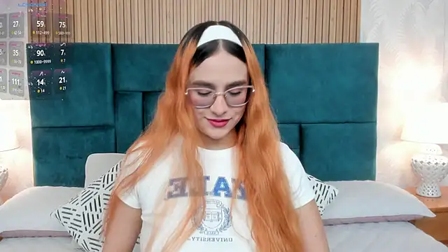 Amber kiss  online show from 13, 10, 2025