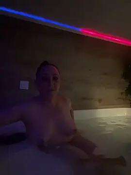 Reine du Vice84 online show from 23, 2, 2026