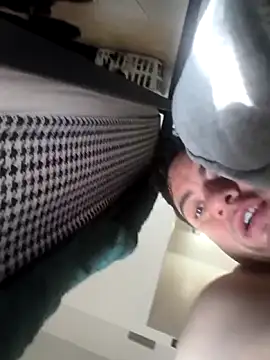 Snapshot of jay702lv702 chatting on 19, 11, 2025 jay702lv702 online show from 19, 11, 2025