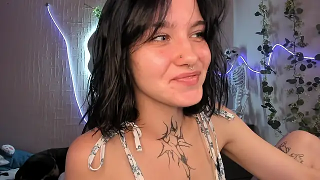 Snapshot of Elastikisss chatting on 11, 7, 2026 Elastikisss online show from 11, 7, 2026