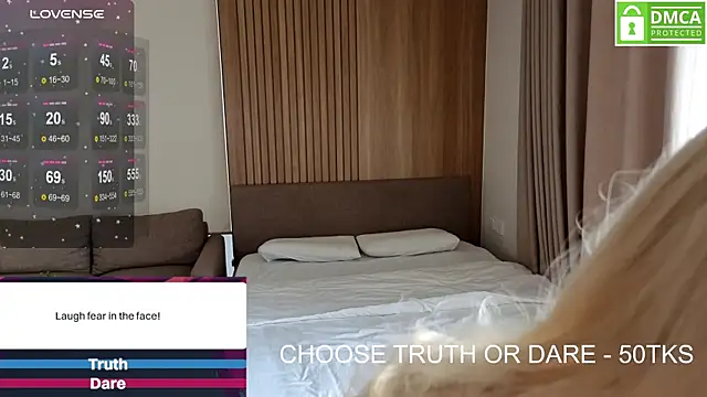 Kim Ryu online show from 18, 11, 2025