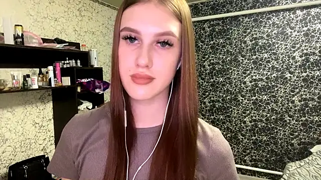 Snapshot of RanaBostel chatting on 15, 10, 2025 RanaBostel online show from 15, 10, 2025