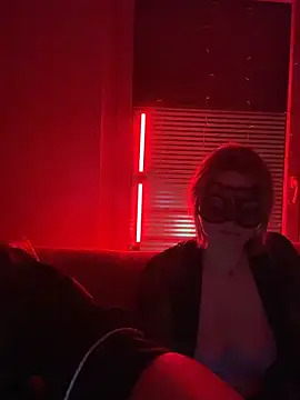 Cherrycolada online show from 8, 4, 2026