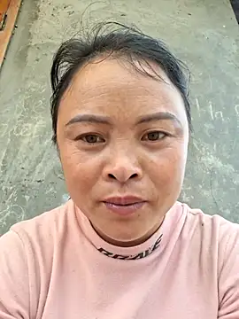 xuxulovezz online show from 24, 2, 2026