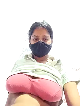 Snapshot of ROSHNI-744 chatting on 4, 10, 2025 ROSHNI-744 online show from 4, 10, 2025