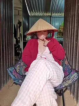 Helen-Tran online show from 27, 11, 2025