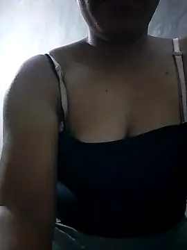 LylyCii96 online show from 15, 10, 2025