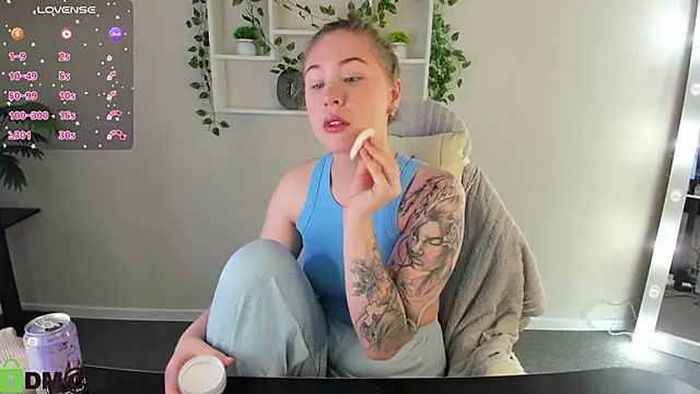 Elsie Cutties online show from 3, 11, 2025