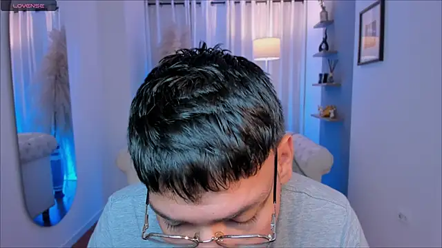 Snapshot of marcuswildx chatting on 21, 11, 2025 marcuswildx online show from 21, 11, 2025