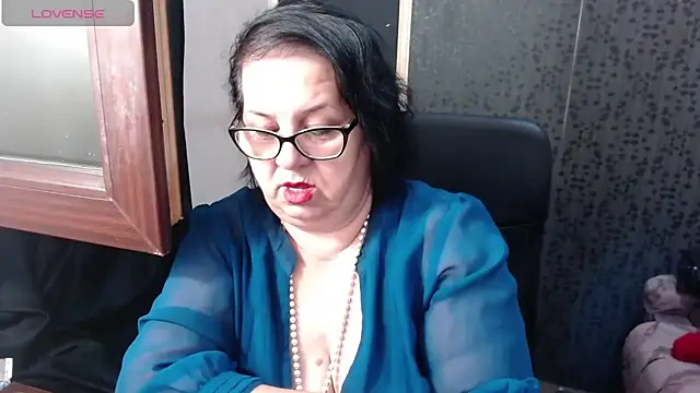 Snapshot of MissSanjanne chatting on 3, 6, 2026 MissSanjanne online show from 3, 6, 2026