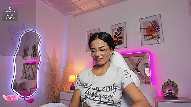 akira 09  online show from 11, 11, 2025