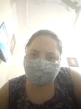 Snapshot of Cute-Purva chatting on 5, 11, 2025 Cute-Purva online show from 5, 11, 2025