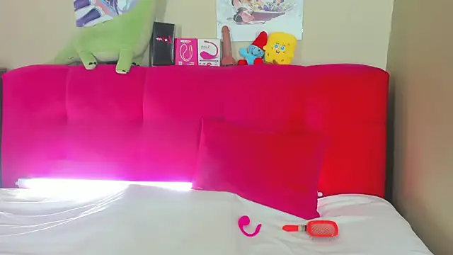 Angel Leeks online show from 21, 11, 2025