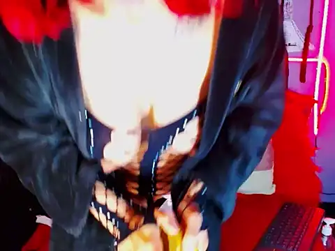 Snapshot of mylygrey chatting on 2, 12, 2025 mylygrey online show from 2, 12, 2025