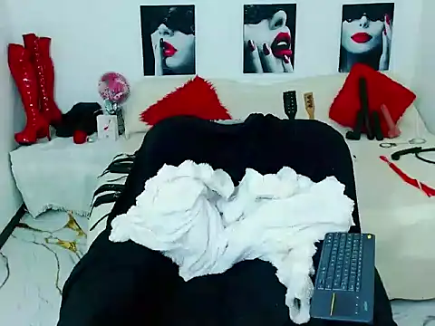 Snapshot of mylygrey chatting on 3, 7, 2026 mylygrey online show from 3, 7, 2026