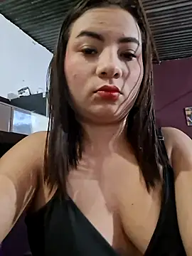 Snapshot of hot-mom22 chatting on 21, 12, 2025 hot-mom22 online show from 21, 12, 2025