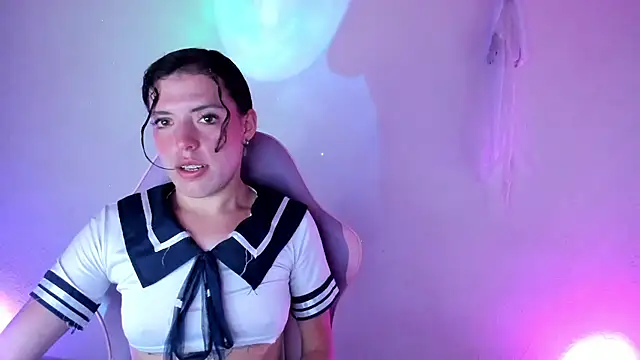 Snapshot of zakura_Haruno chatting on 5, 12, 2025 zakura Haruno online show from 5, 12, 2025