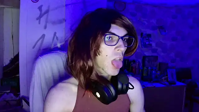 DairaxSissy  online show from 28, 9, 2025