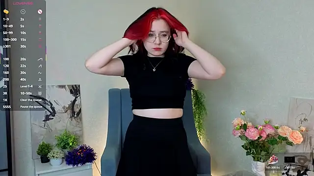 Snapshot of NyamNyamNyammm chatting on 24, 10, 2025 NyamNyamNyammm online show from 24, 10, 2025