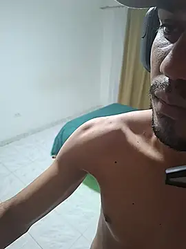 zkendell01 online show from 14, 11, 2025