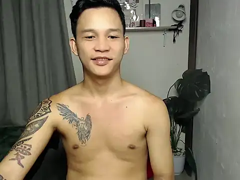 Snapshot of asianmonstercock05 chatting on 1, 6, 2026 asianmonstercock05 online show from 1, 6, 2026