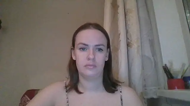 Snapshot of Veylonna chatting on 3, 11, 2025 Veylonna online show from 3, 11, 2025