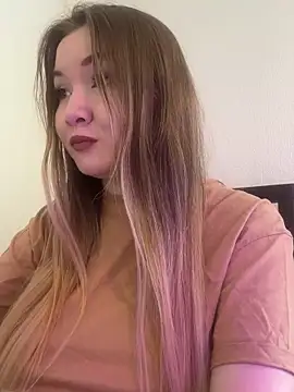Amalie Smith online show from 23, 5, 2026