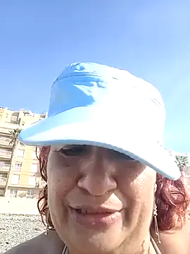 Snapshot of diablilla02 chatting on 4, 10, 2025 diablilla02 online show from 4, 10, 2025